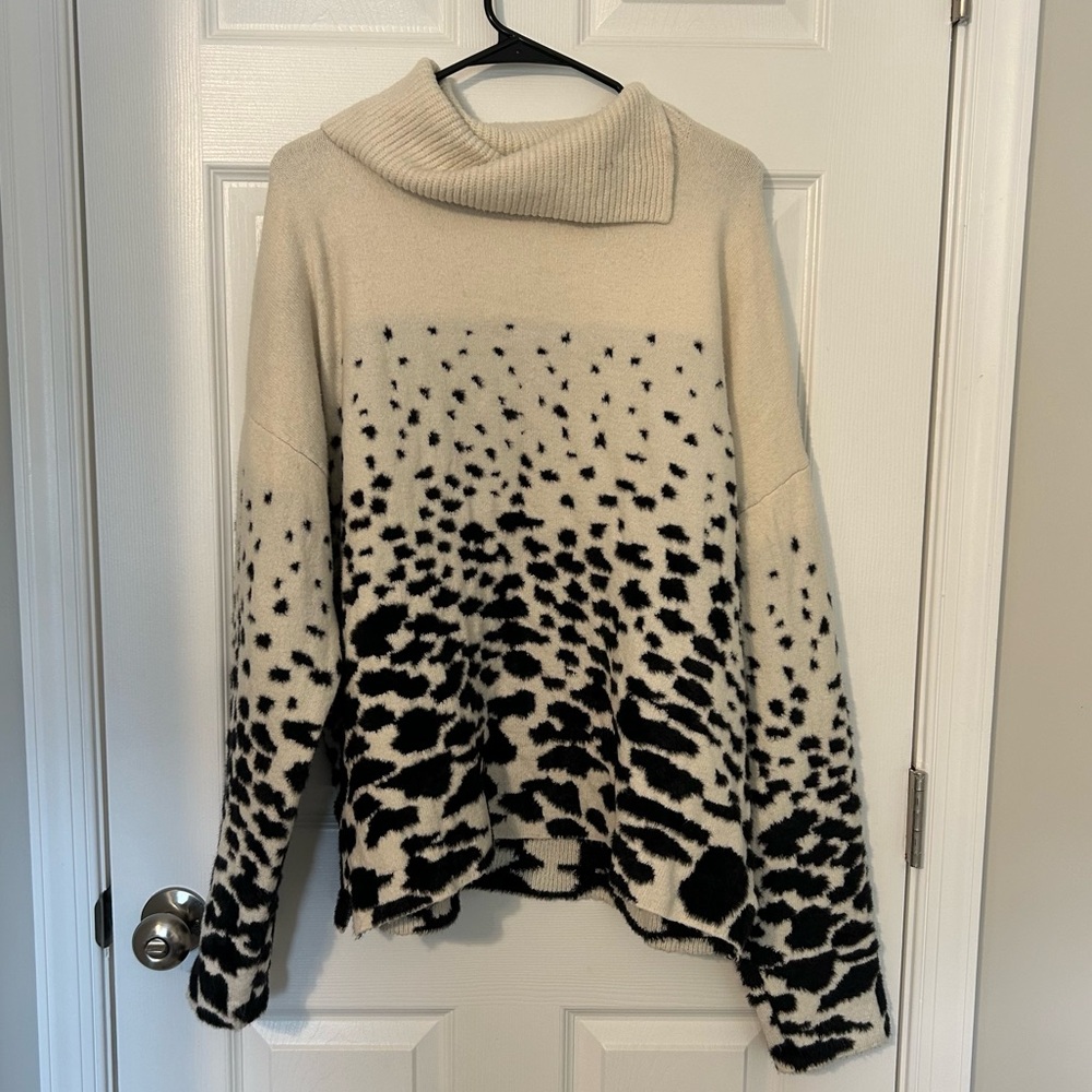 Anthropologie Spotted Split Neck Sweater, L